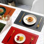 Supla Americana: Mesa Posta Elegante com Placemat em Couro